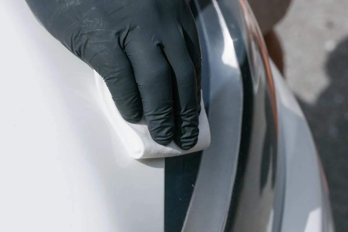 Blending excess Dr. ColorChip paint away from a repaired chip using SealAct blending solution